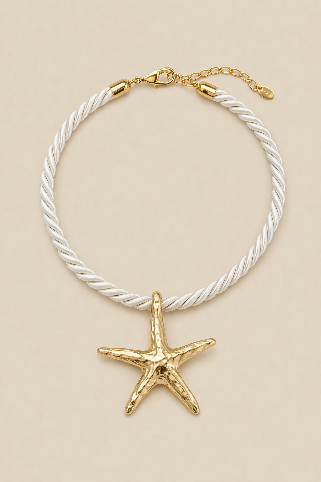 OVERSIZED STARFISH NECKLACE